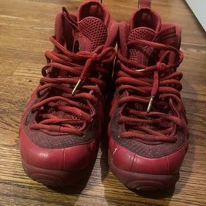 Nike Air Foamposite pro (Red October’s)
